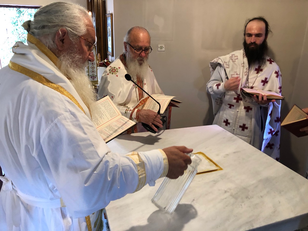 IMG-09afe92aa33cc3aceacca521d88416de-V