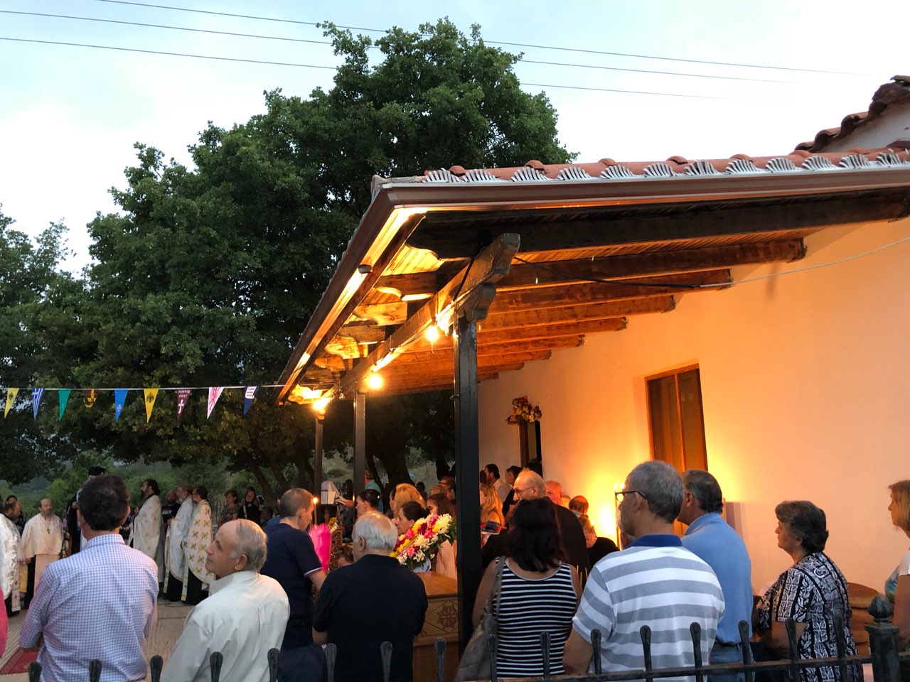 IMG-0de116cb8d343503e52761e3548a6570-V